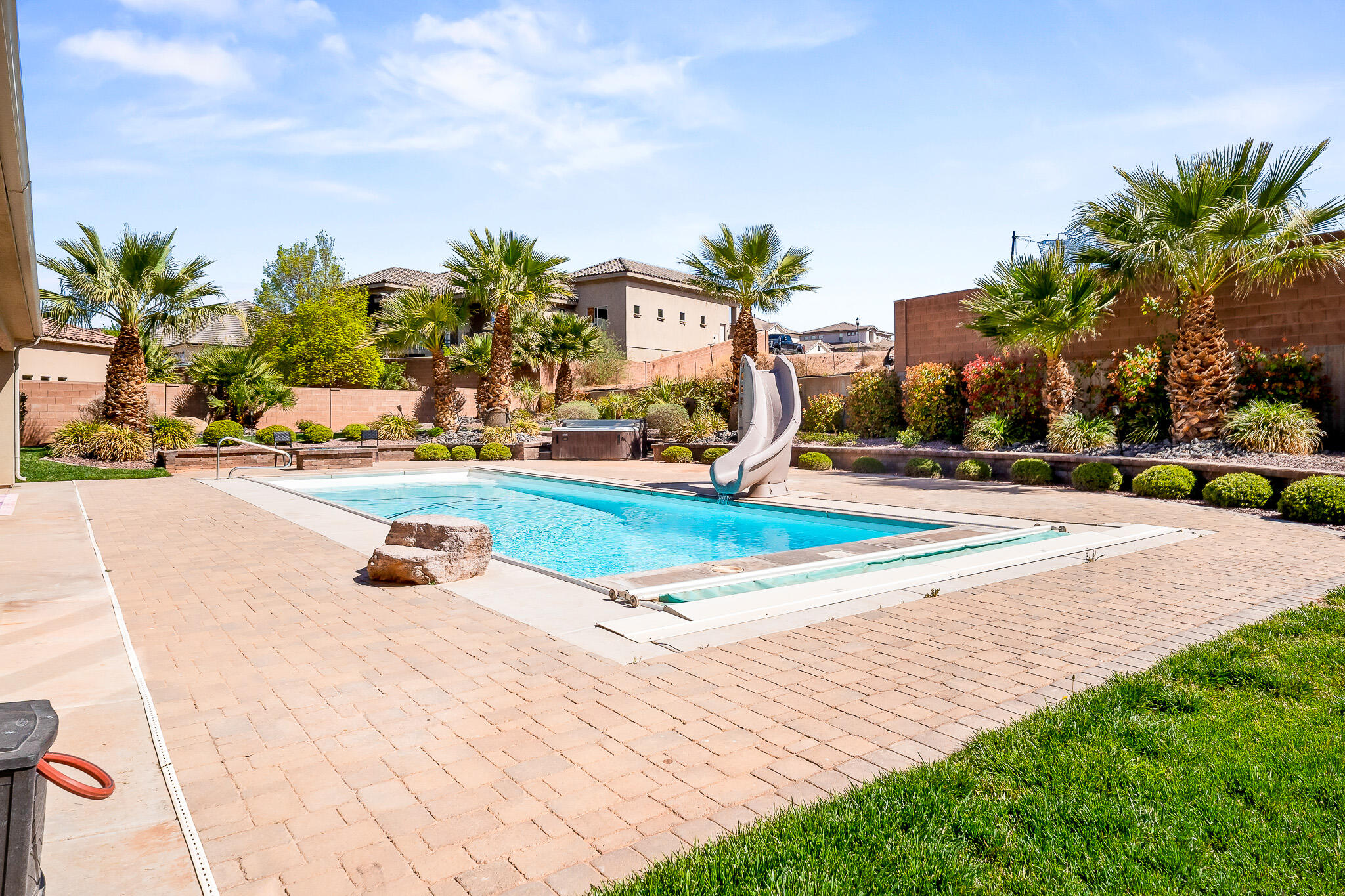 SILVER FALLS AT WASHINGTON BENCH - Residential