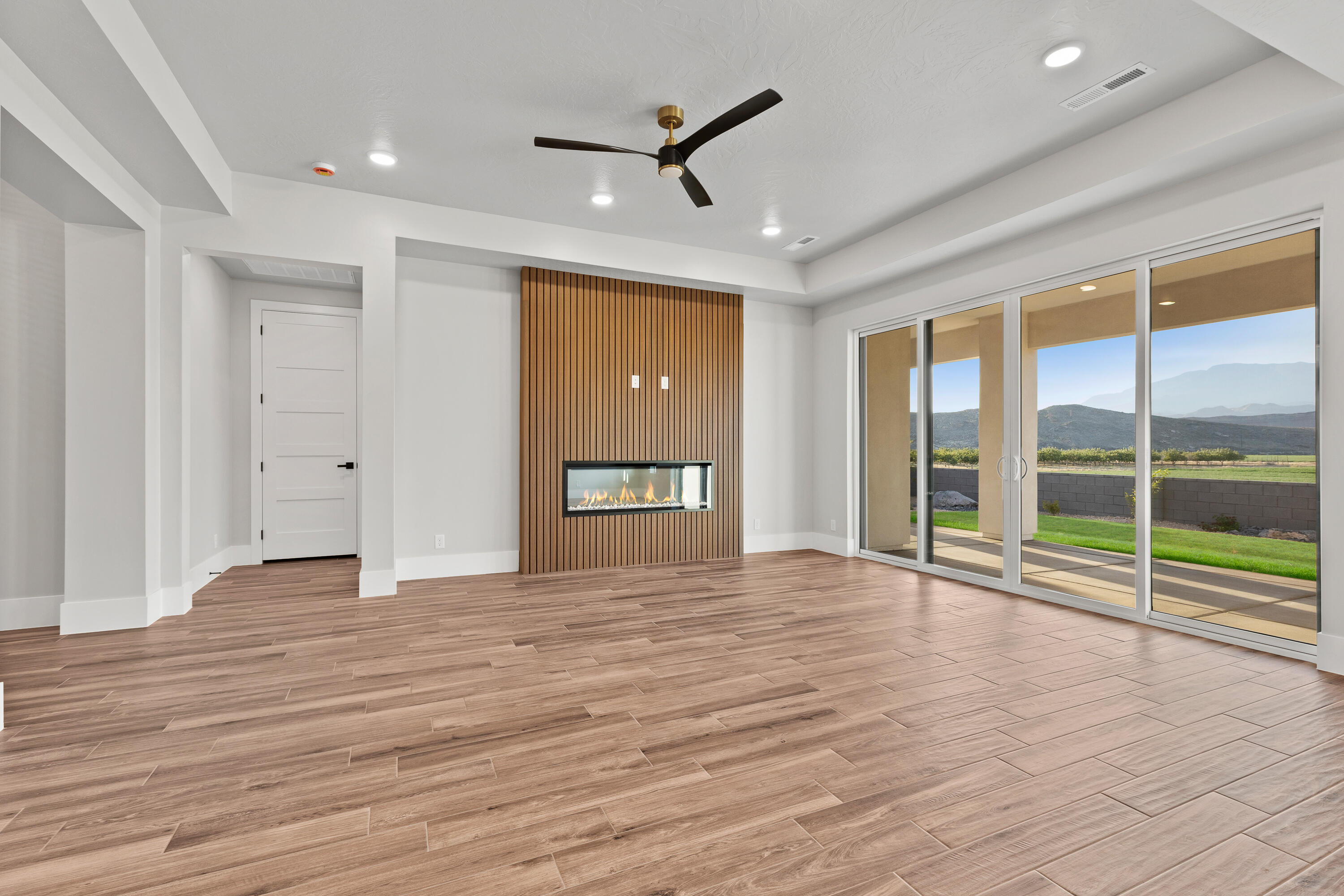 SAND HOLLOW VILLAGE - Residential