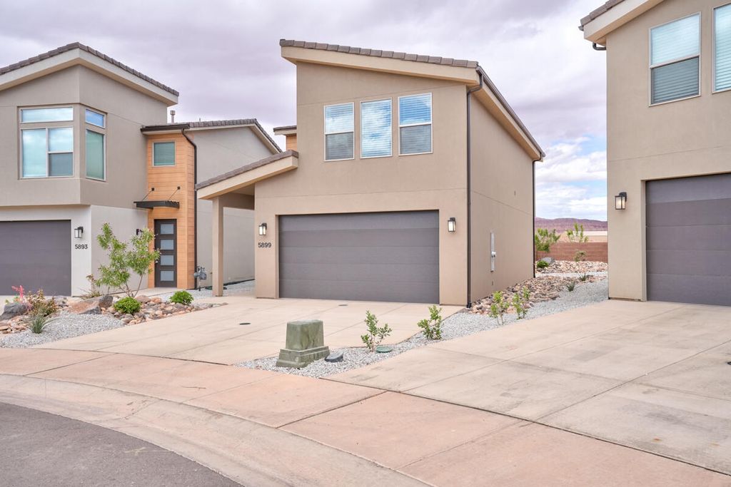 Photo of Lot 111 Desert Reflection, Saint George, UT 84790 (MLS # 25-266115)