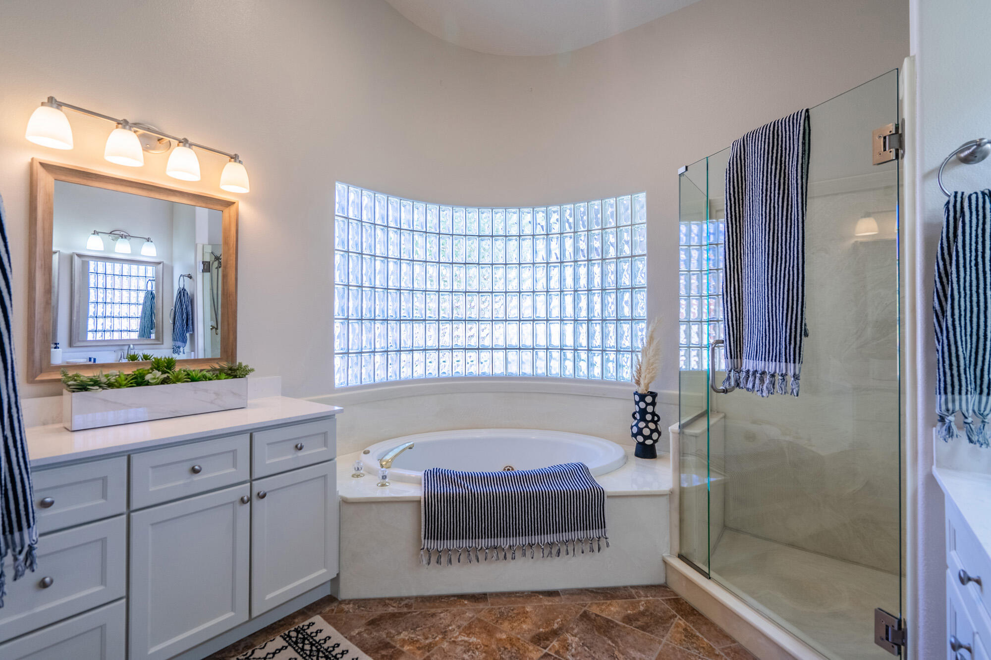 BLOOMINGTON RANCHES - Residential