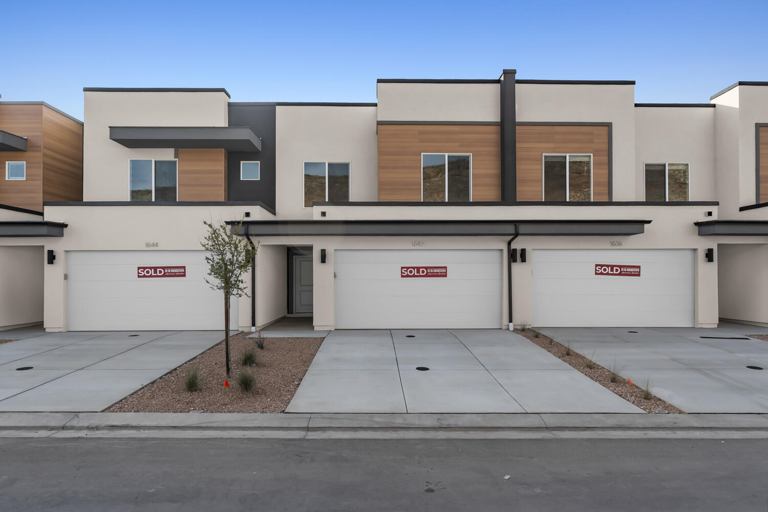 IRON TOP AT LONG VALLEY - Residential