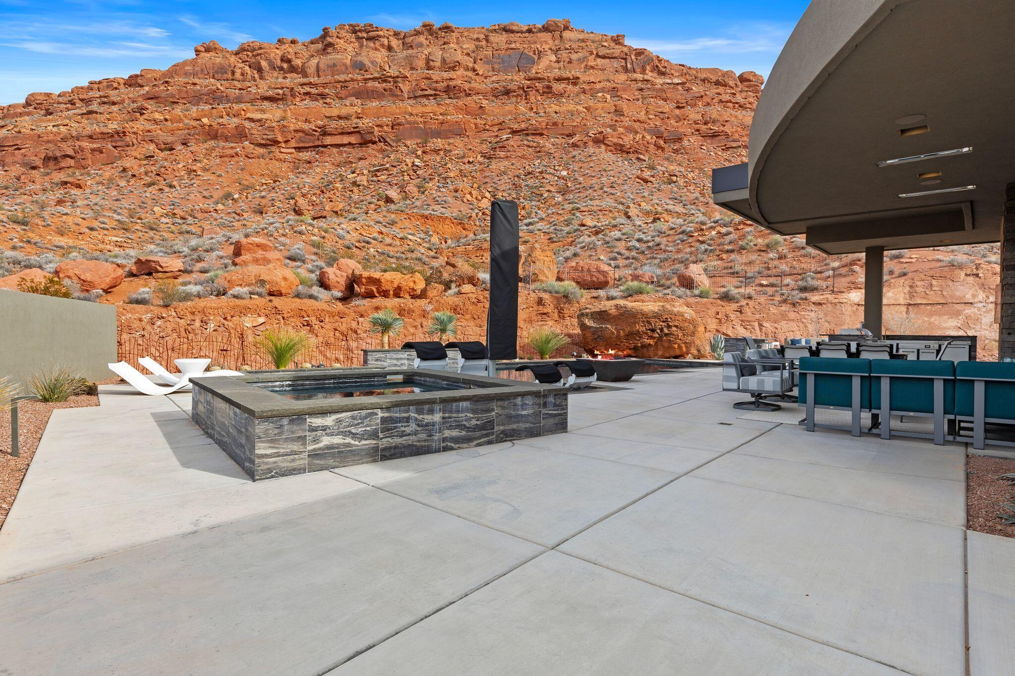 VISTAS AT ENTRADA - Residential