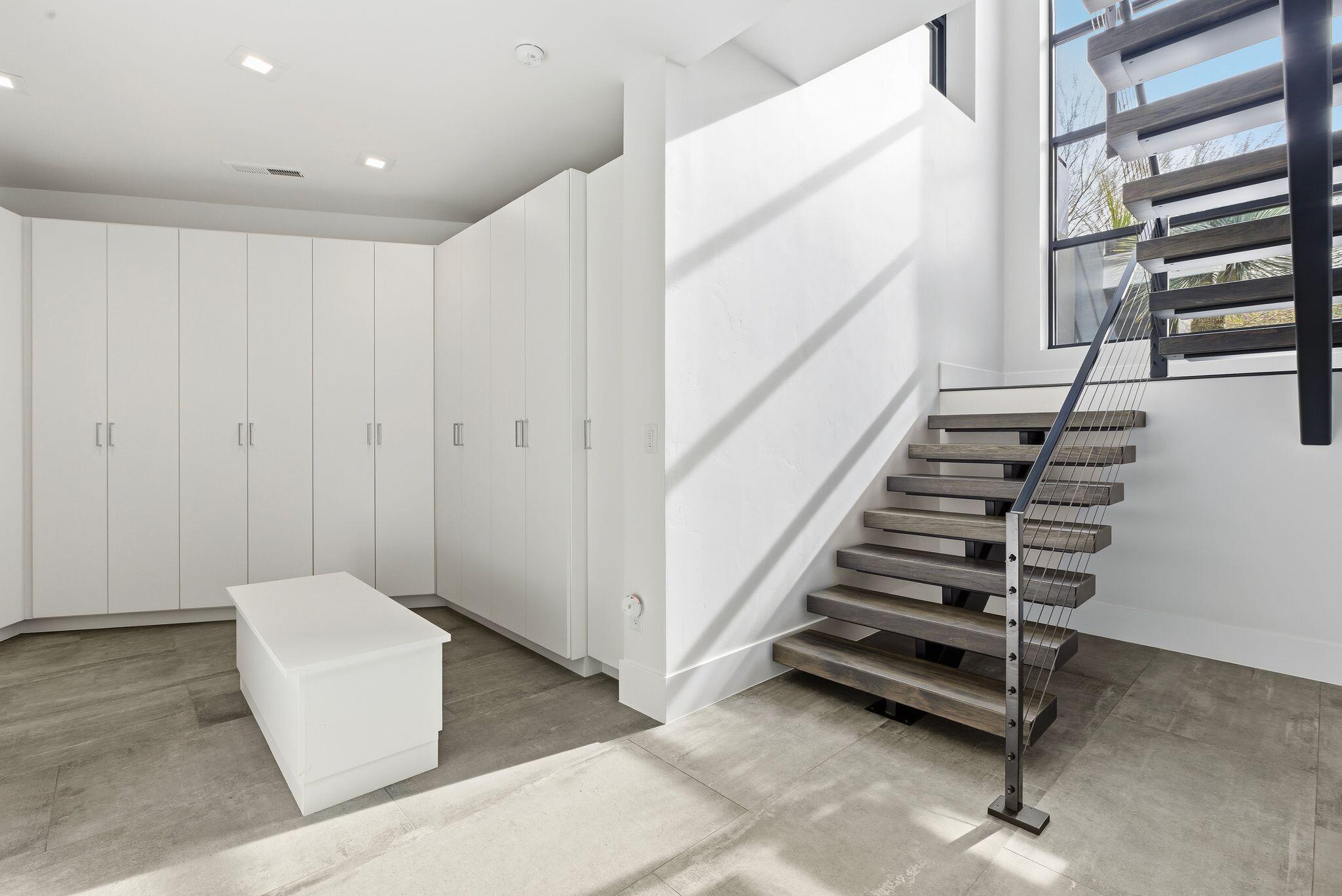 VISTAS AT ENTRADA - Residential