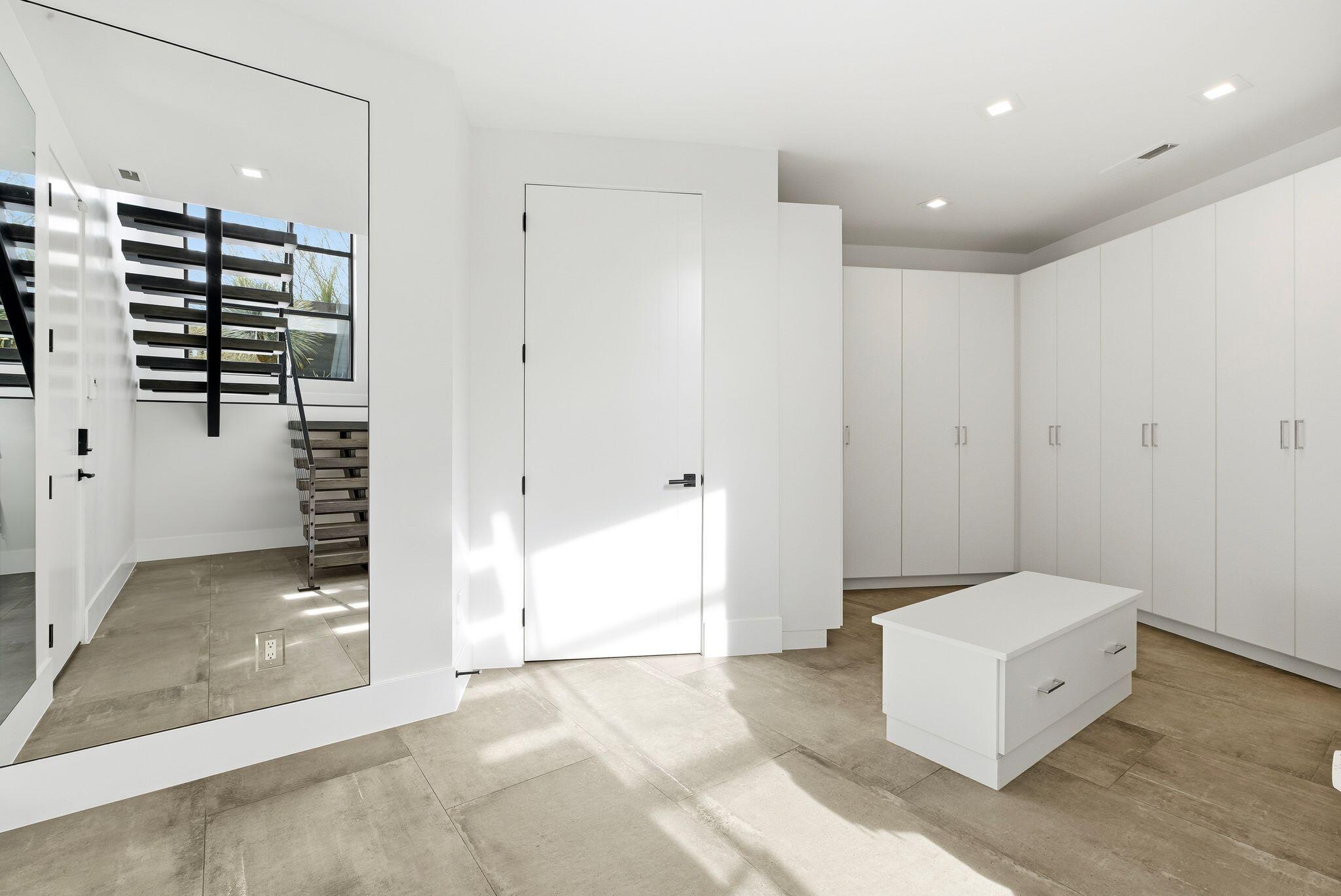 VISTAS AT ENTRADA - Residential