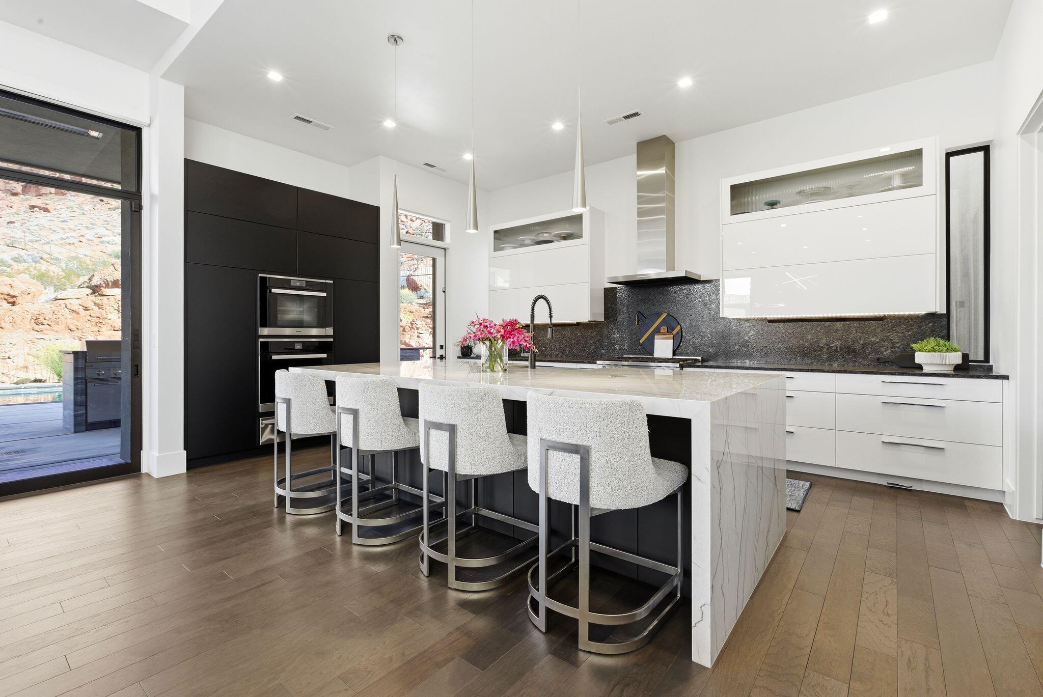 VISTAS AT ENTRADA - Residential