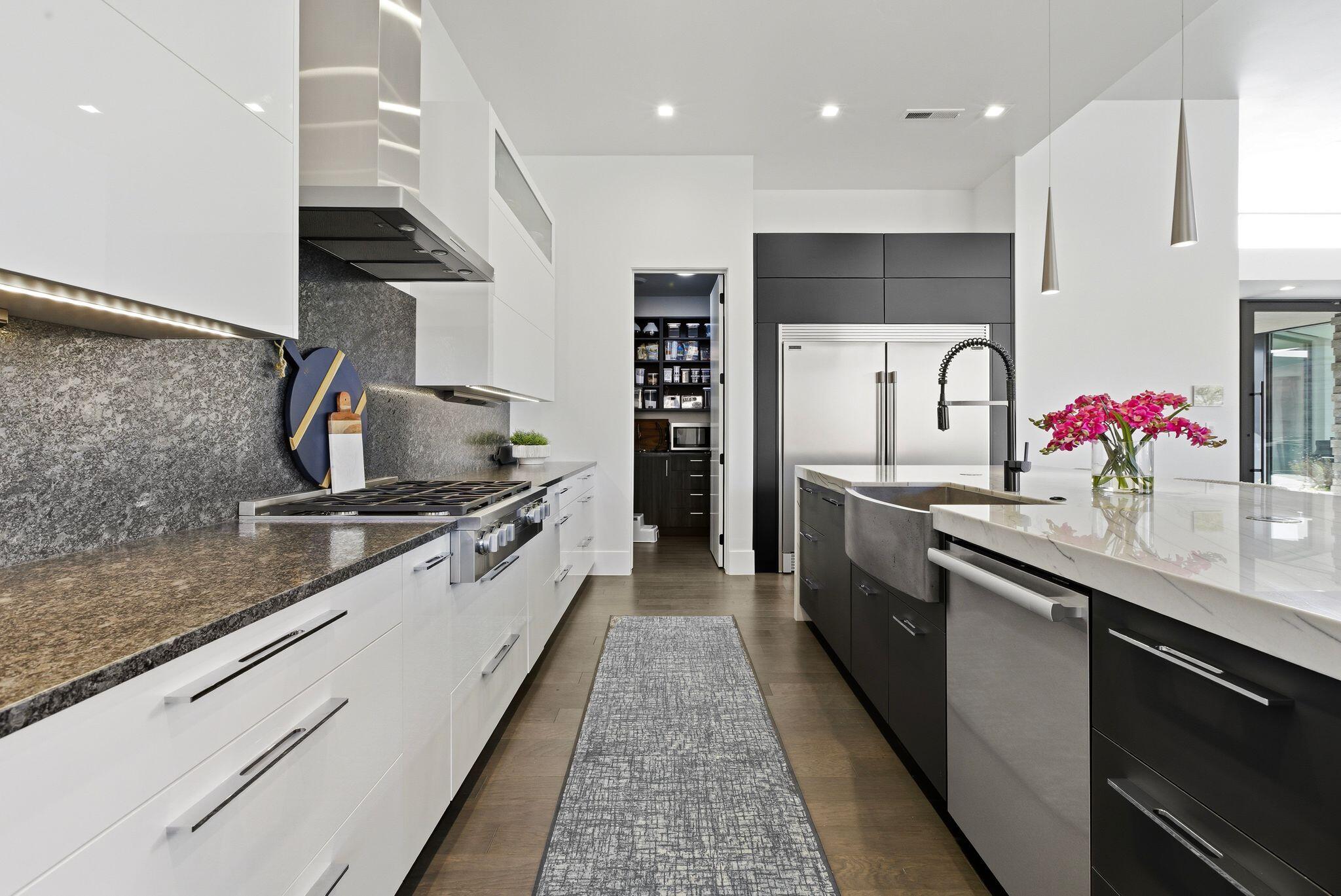 VISTAS AT ENTRADA - Residential