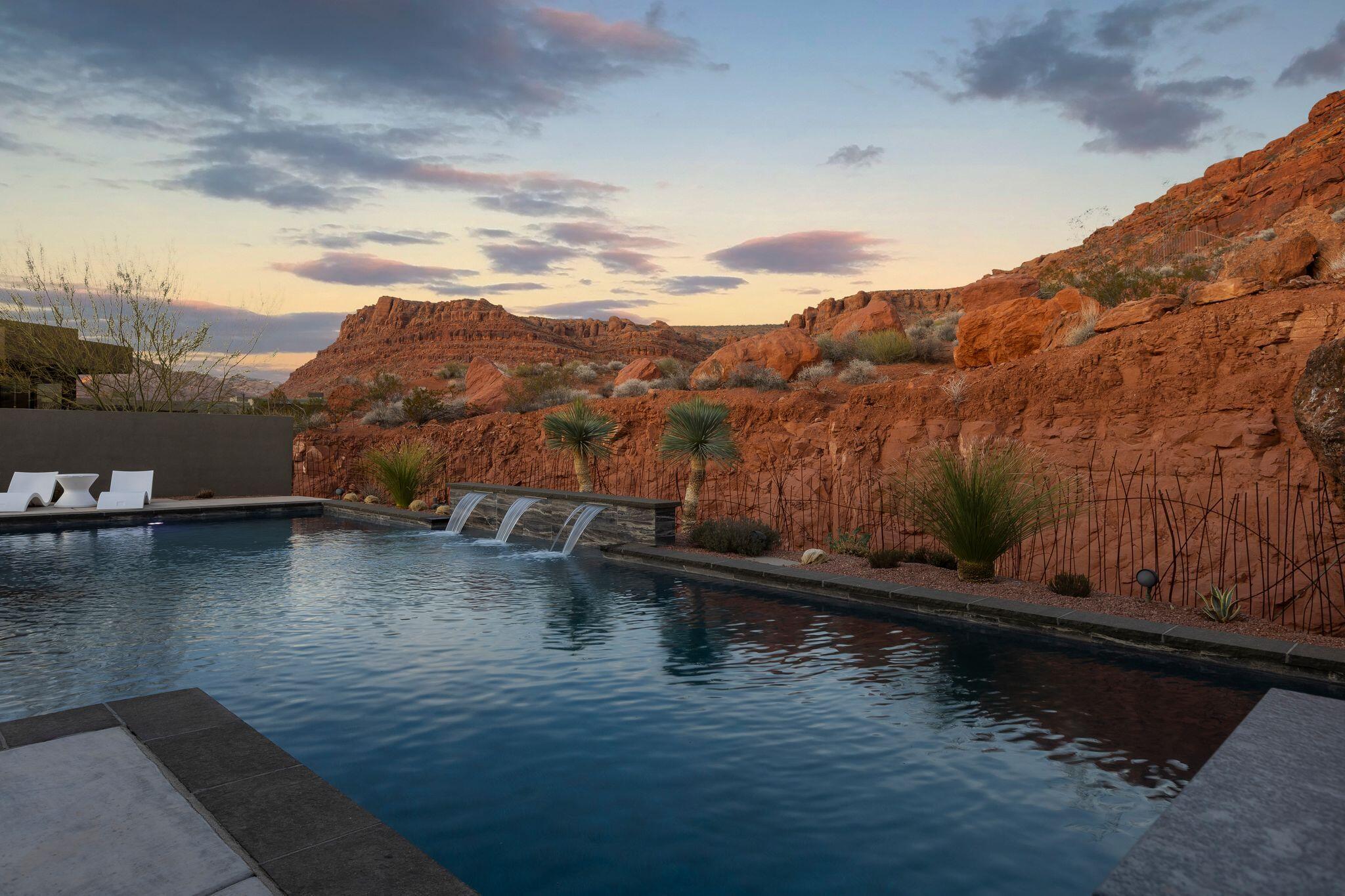 VISTAS AT ENTRADA - Residential