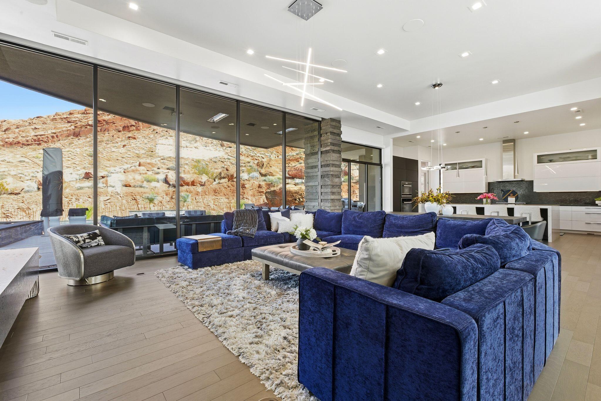 VISTAS AT ENTRADA - Residential