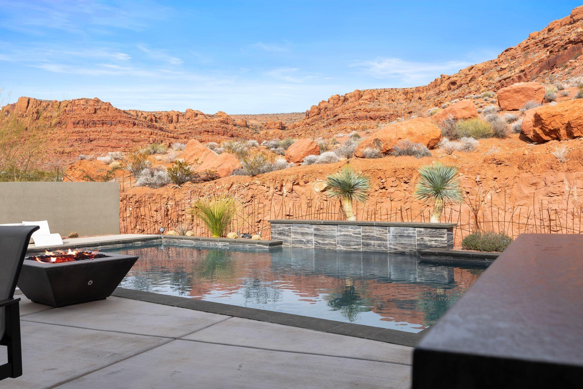 VISTAS AT ENTRADA - Residential