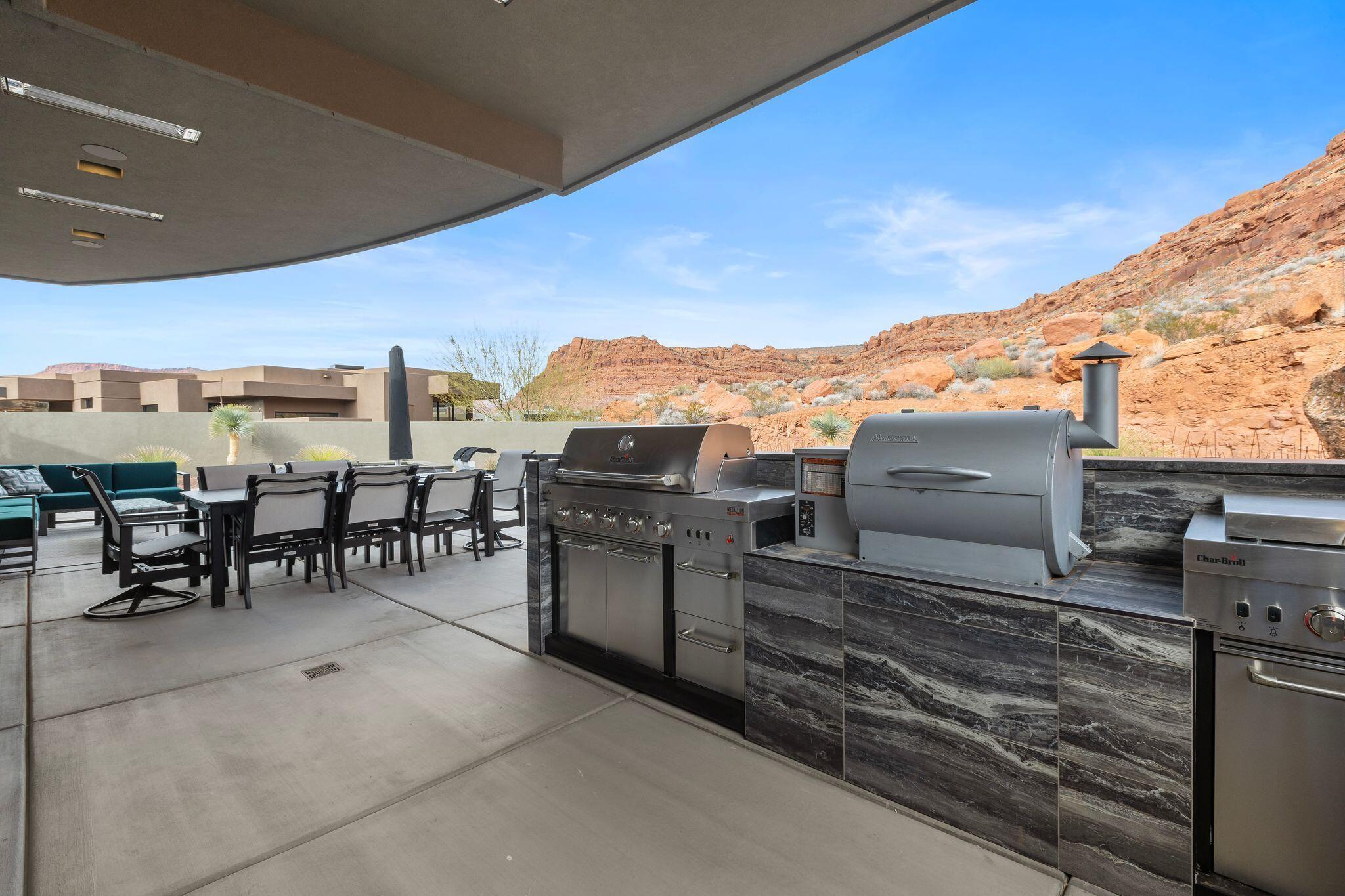 VISTAS AT ENTRADA - Residential