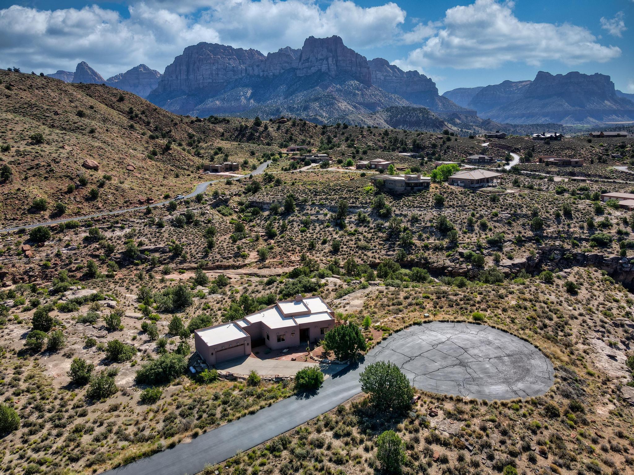 ANASAZI PLATEAU - Residential