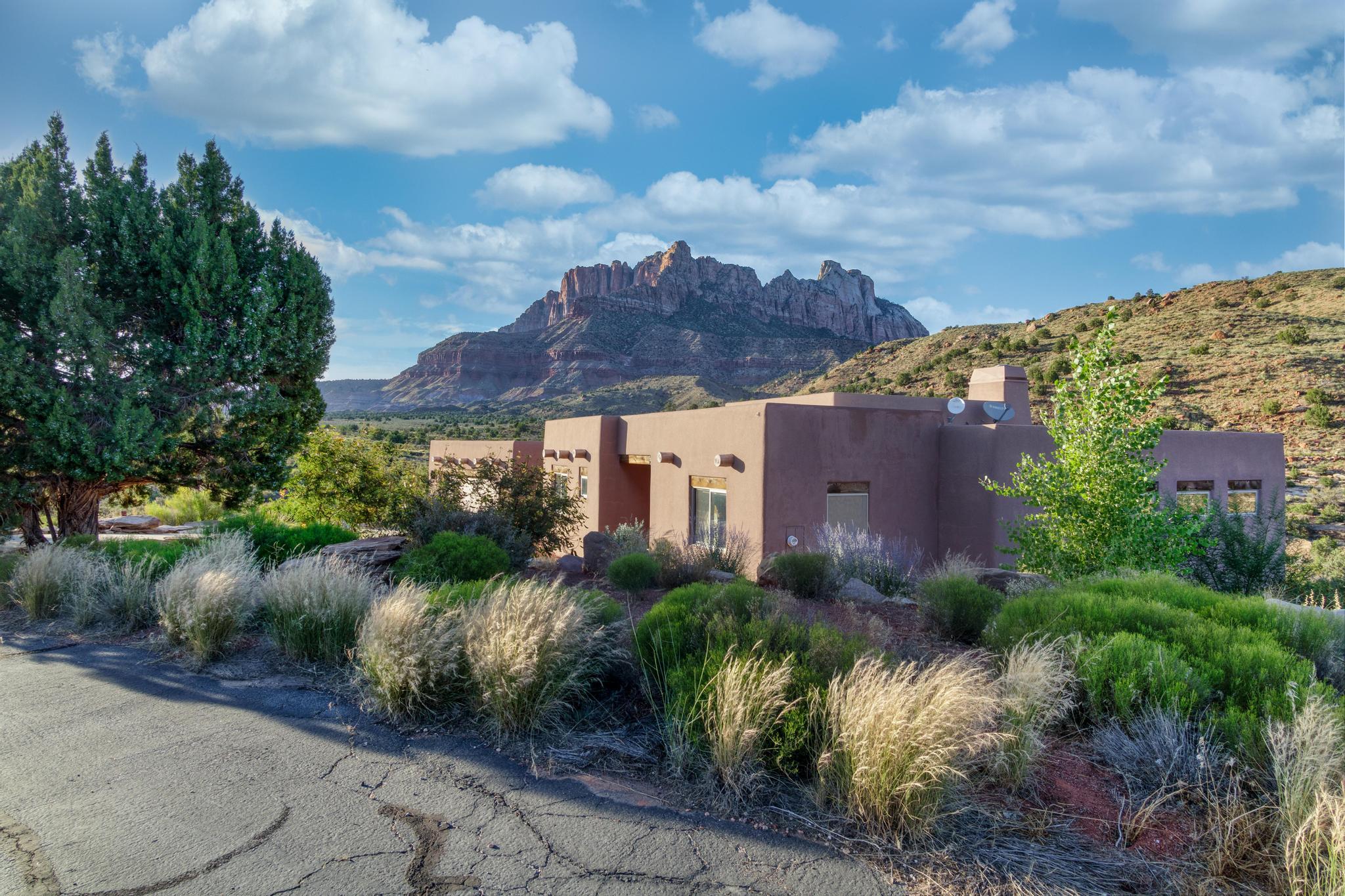 ANASAZI PLATEAU - Residential