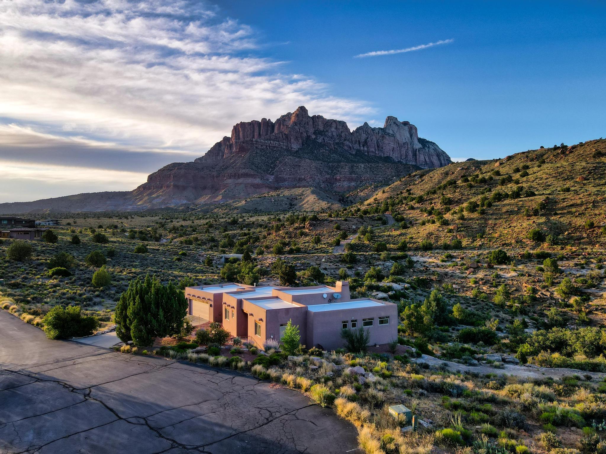 ANASAZI PLATEAU - Residential