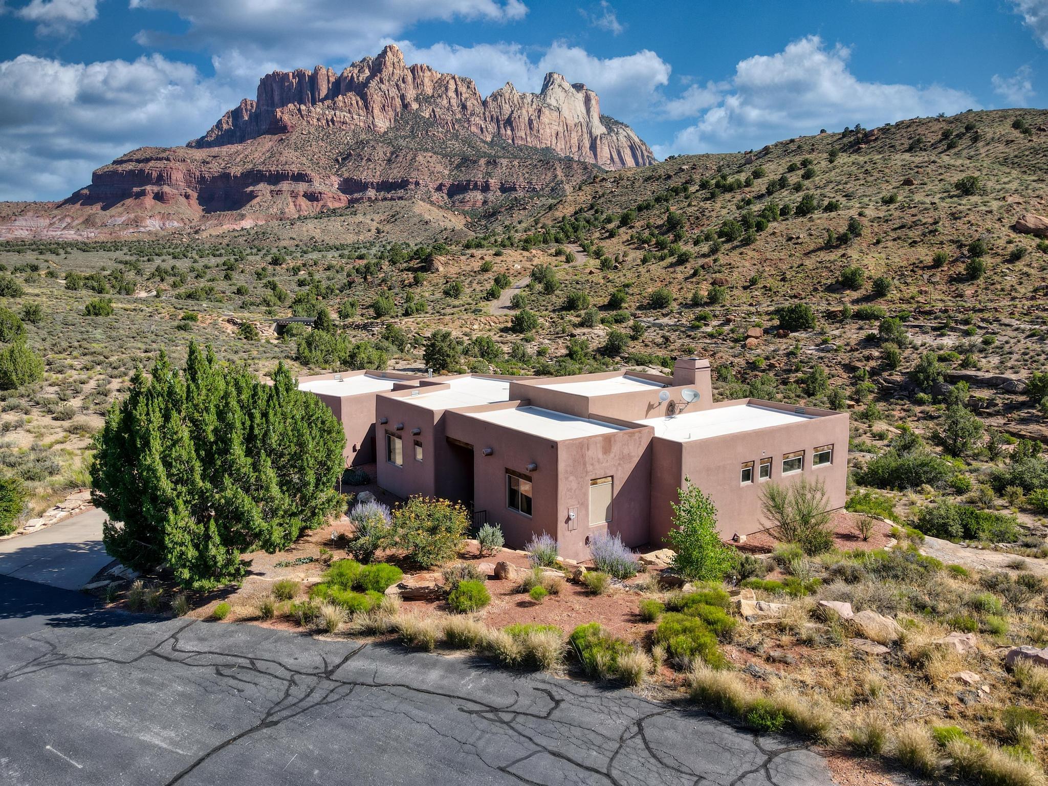 ANASAZI PLATEAU - Residential