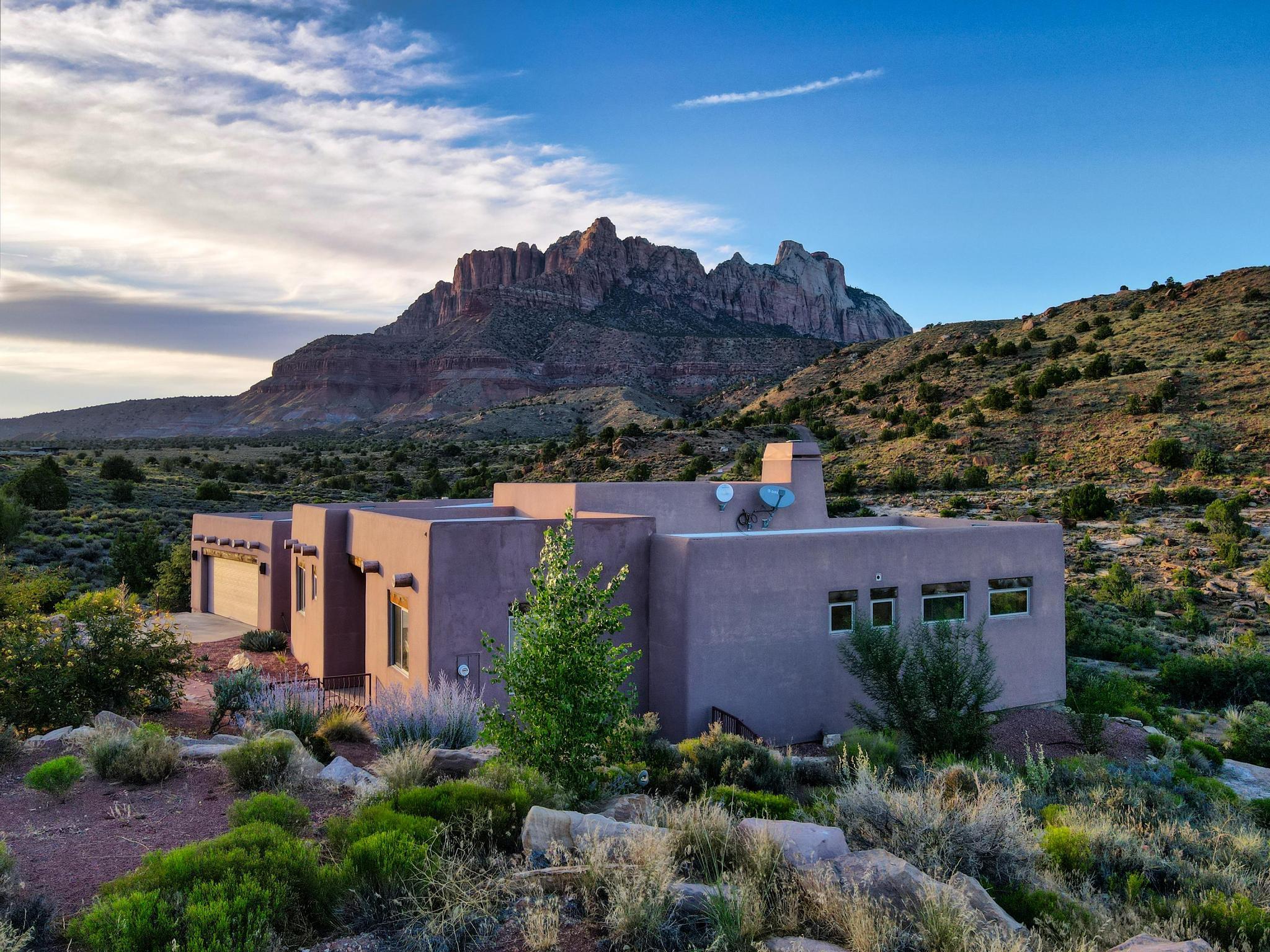 ANASAZI PLATEAU - Residential