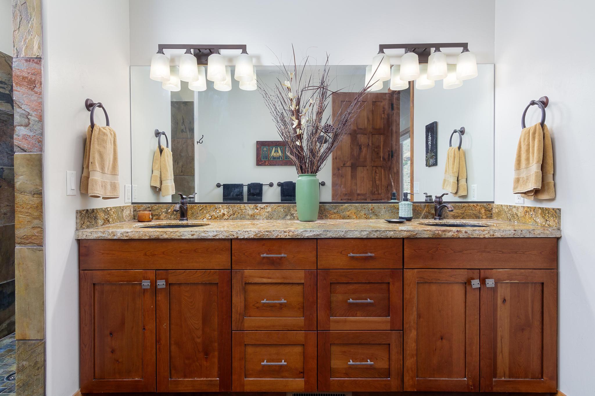 ANASAZI PLATEAU - Residential