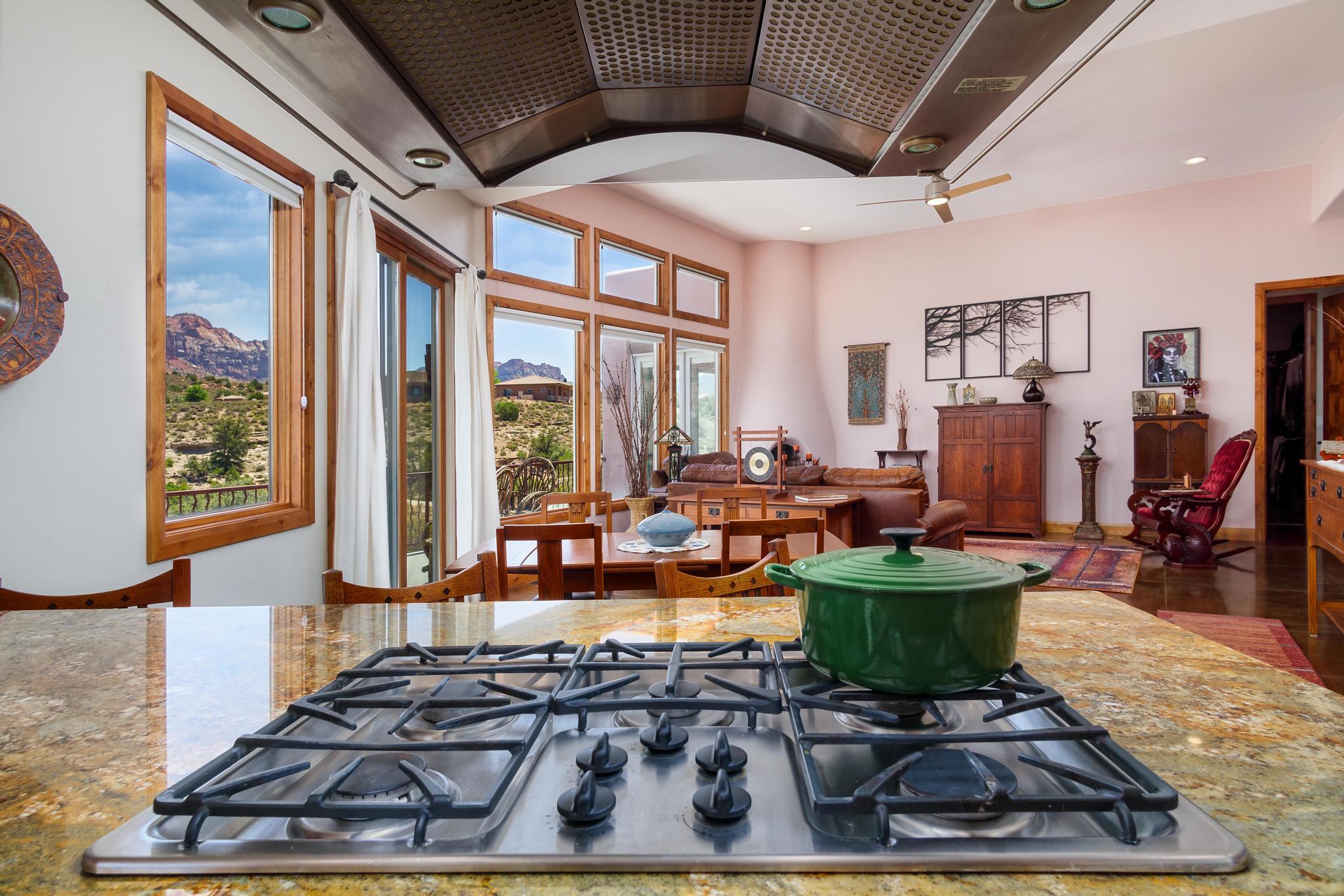 ANASAZI PLATEAU - Residential