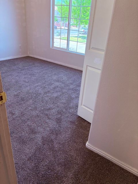 Tiny photo for 664 N 2720 E, Saint George, UT 84790 (MLS # 26-271831)