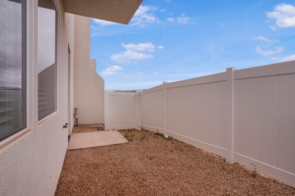 Photo of 311 S 1930 W, Hurricane, UT 84737 (MLS # 26-273928)