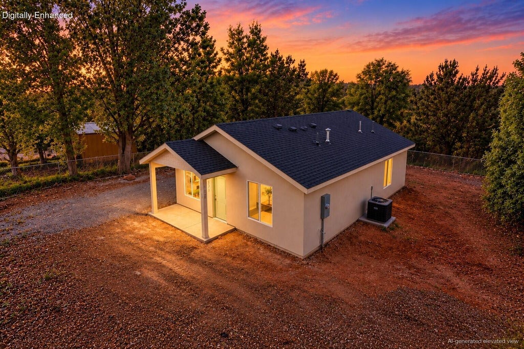 Photo of 573 W Chamberlain DR, Kanab, UT 84741 (MLS # 26-277077)