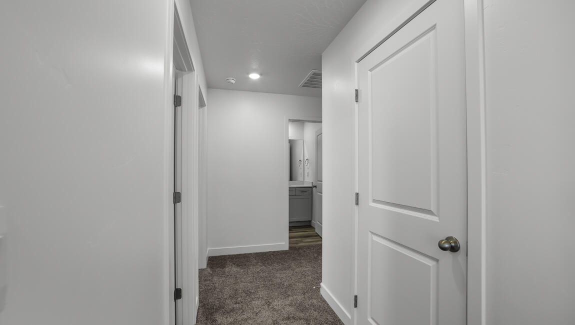 CORRAL HOLLOW AT LONG VALLEY - Residential