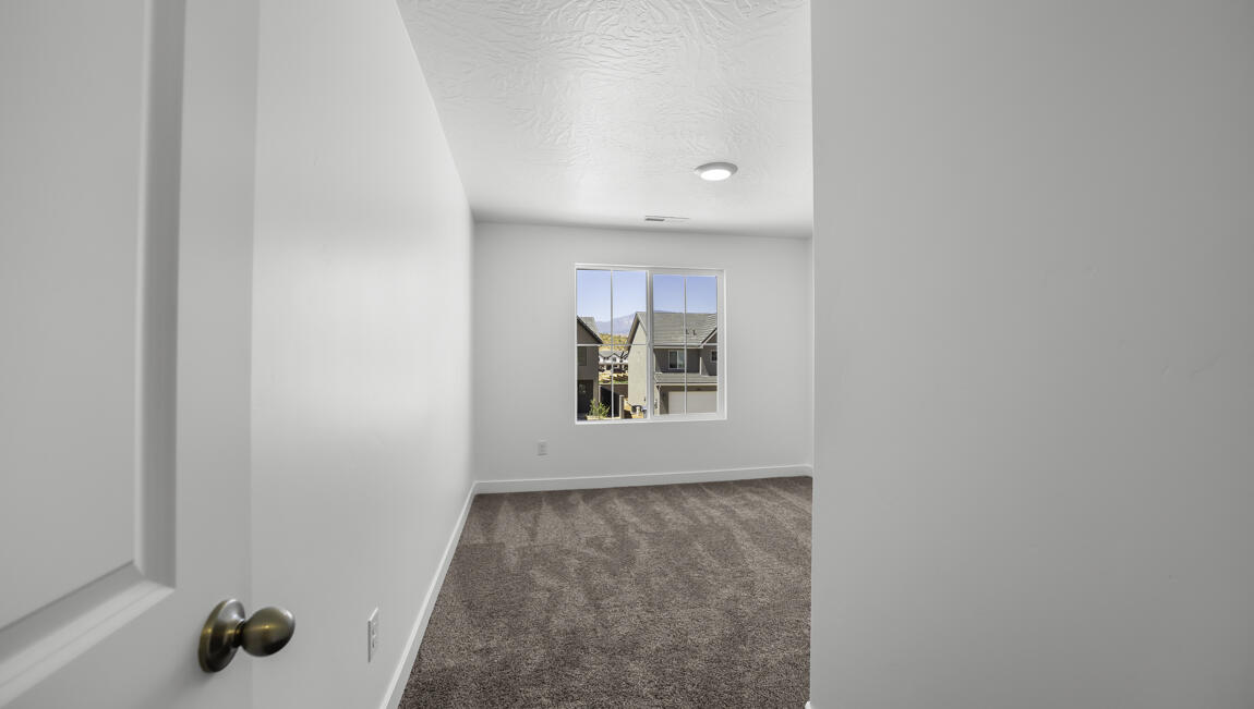 CORRAL HOLLOW AT LONG VALLEY - Residential