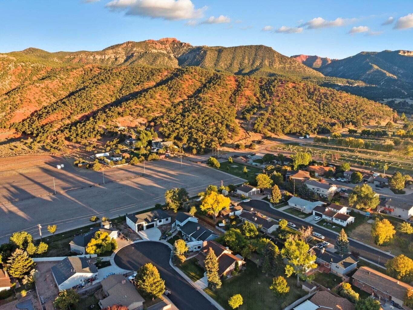 RED HILLS - Residential