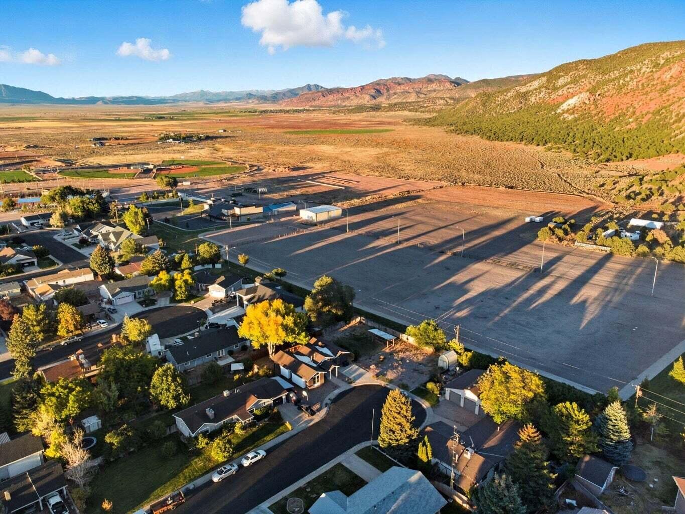 RED HILLS - Residential