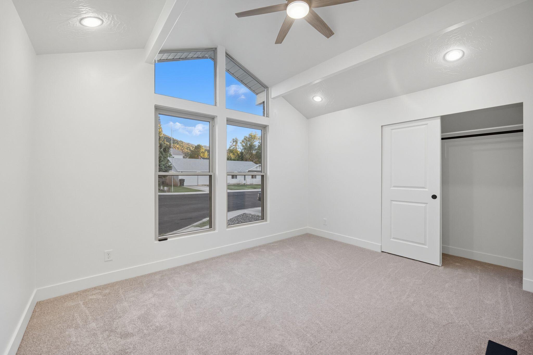 RED HILLS - Residential