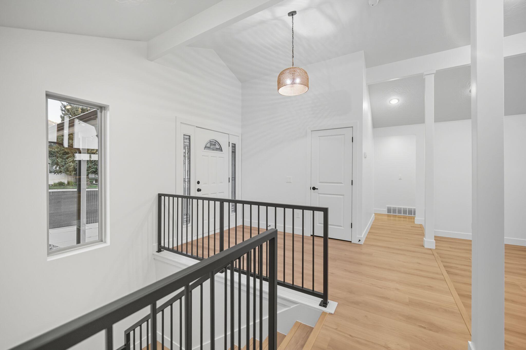 RED HILLS - Residential