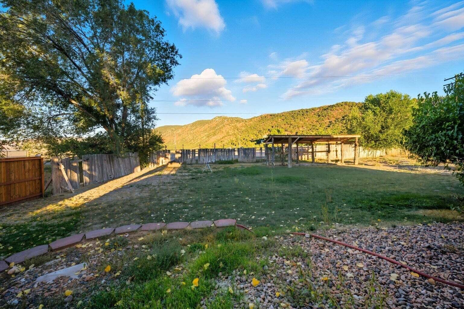 RED HILLS - Residential