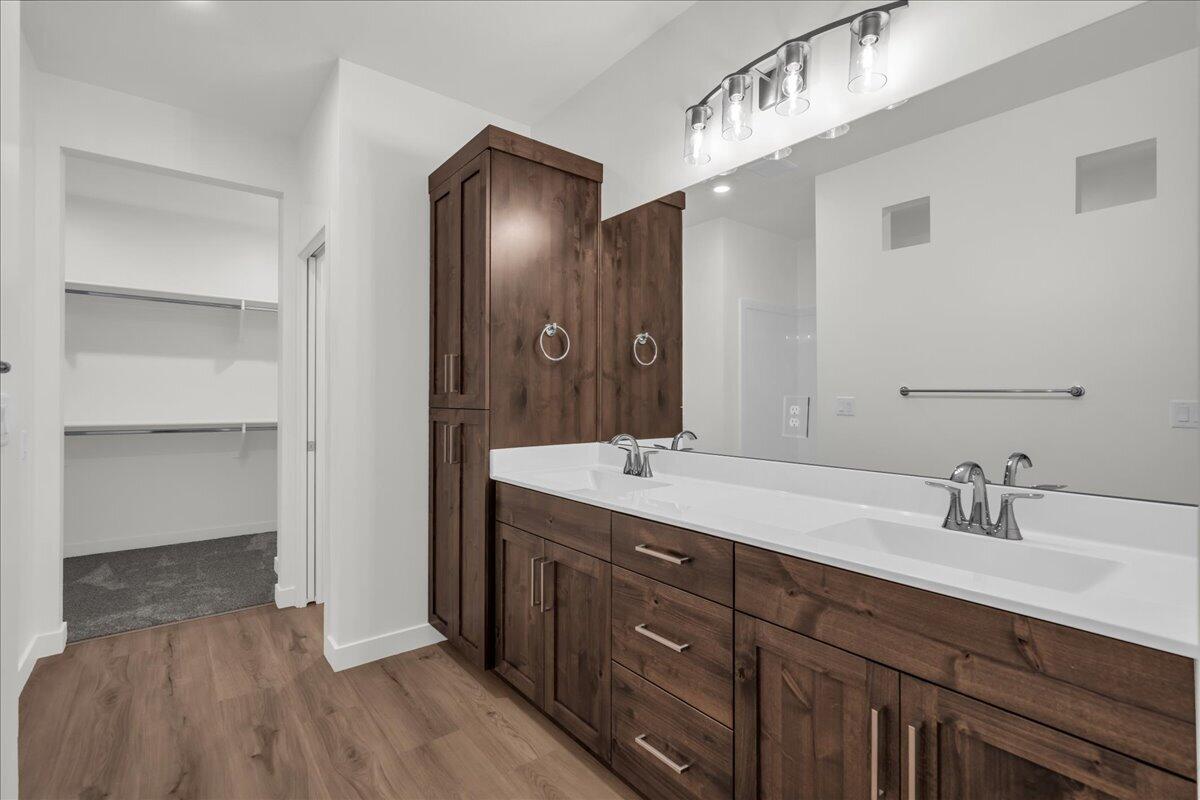 VARANO VISTAS AT DIVARIO - Residential