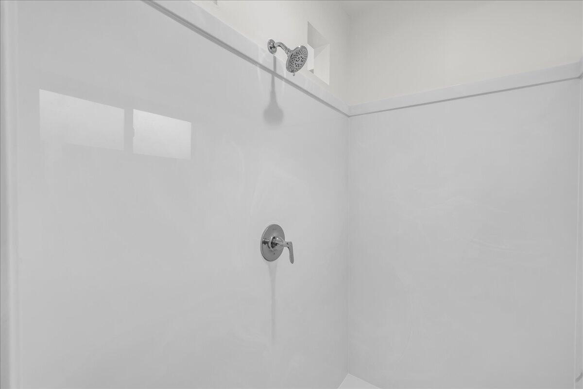 VARANO VISTAS AT DIVARIO - Residential