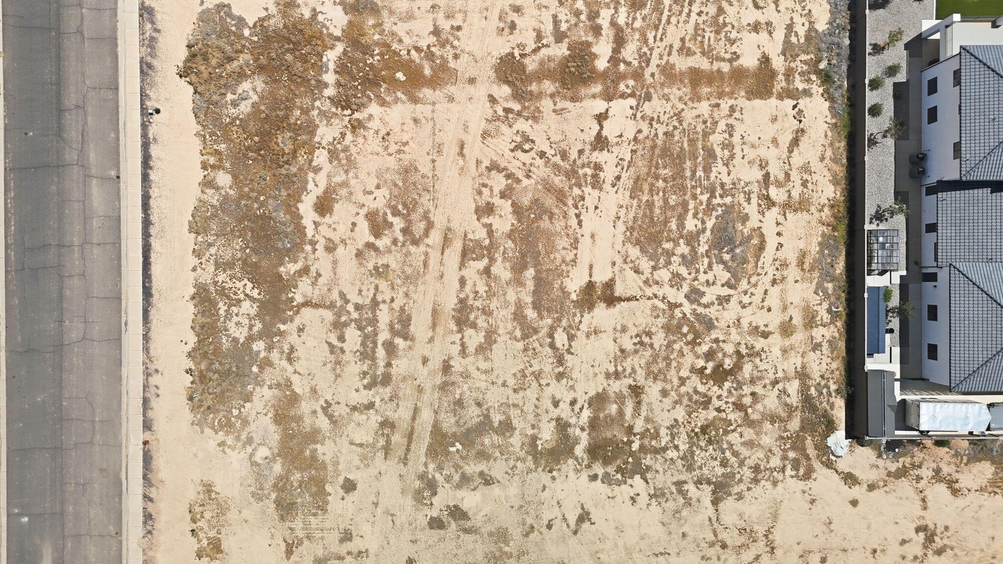 COPPER CLIFFS - Land