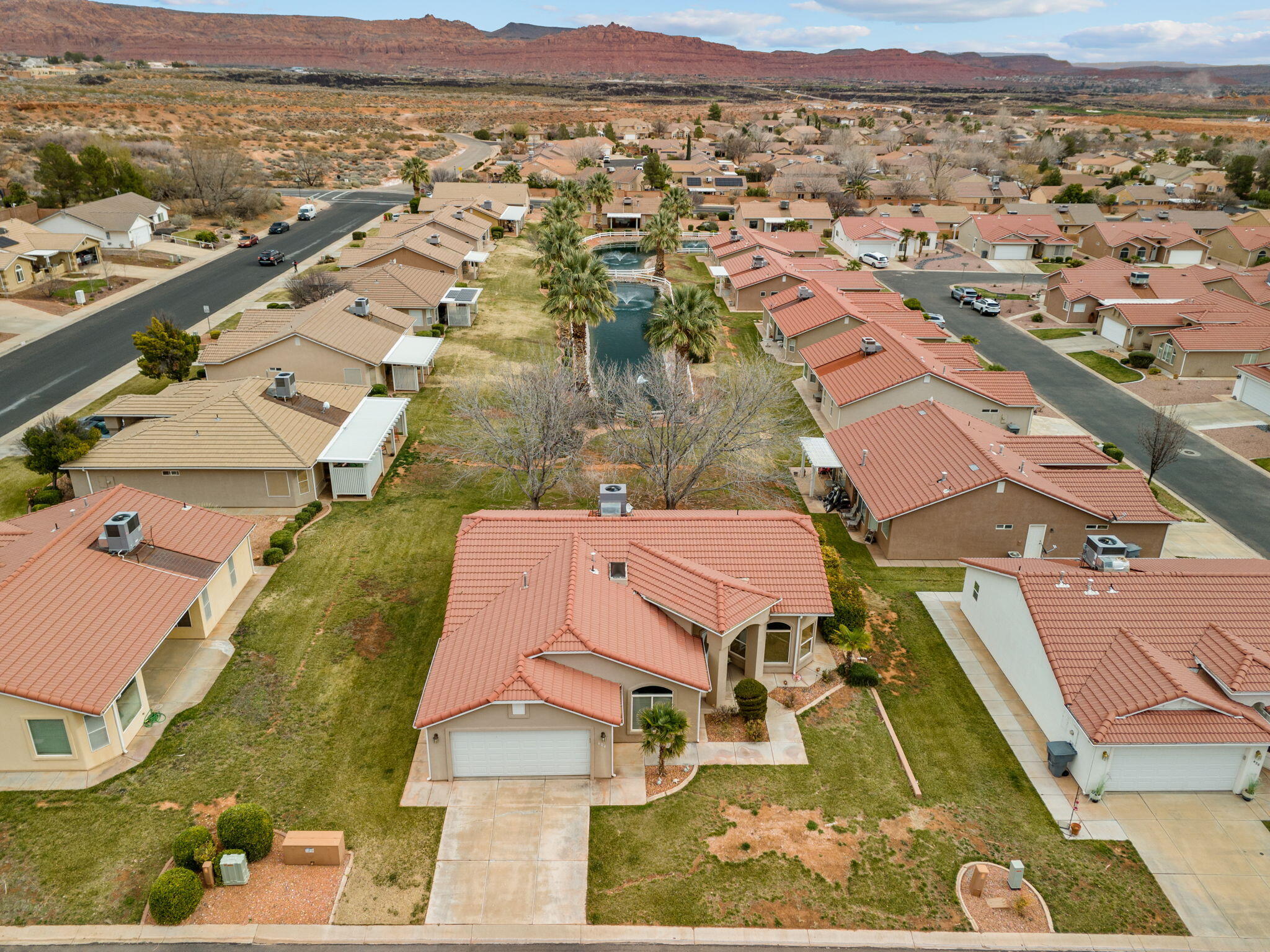 PADRE LAKES TOWNHOMES - Residential