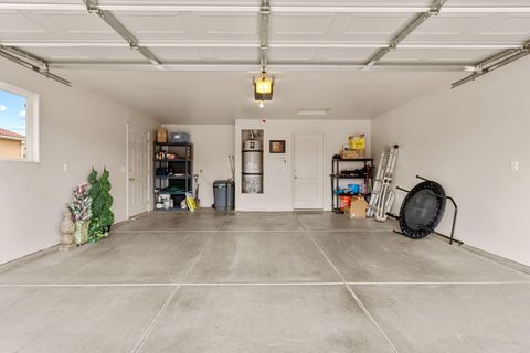 Tiny photo for 426 S COYOTE Way, Ivins, UT 84738 (MLS # 26-268480)