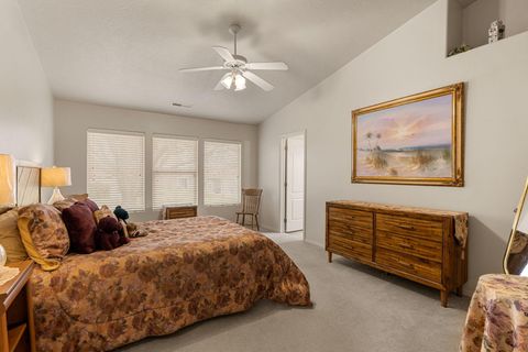 Tiny photo for 426 S COYOTE Way, Ivins, UT 84738 (MLS # 26-268480)