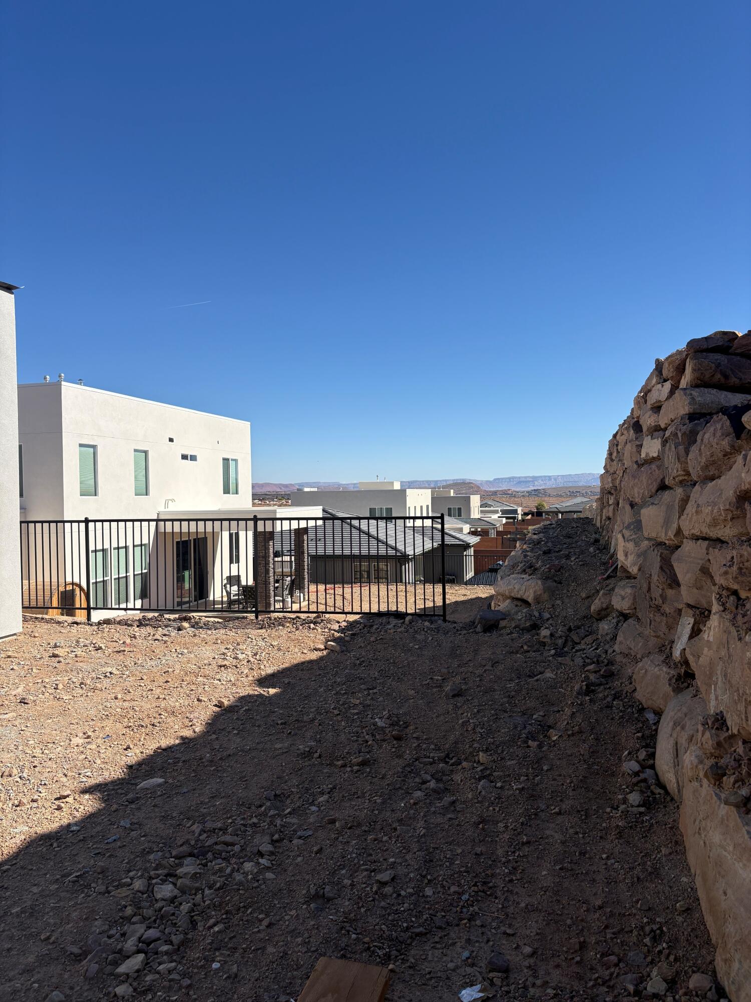 SALARNO HILLS AT DIVARIO - Residential