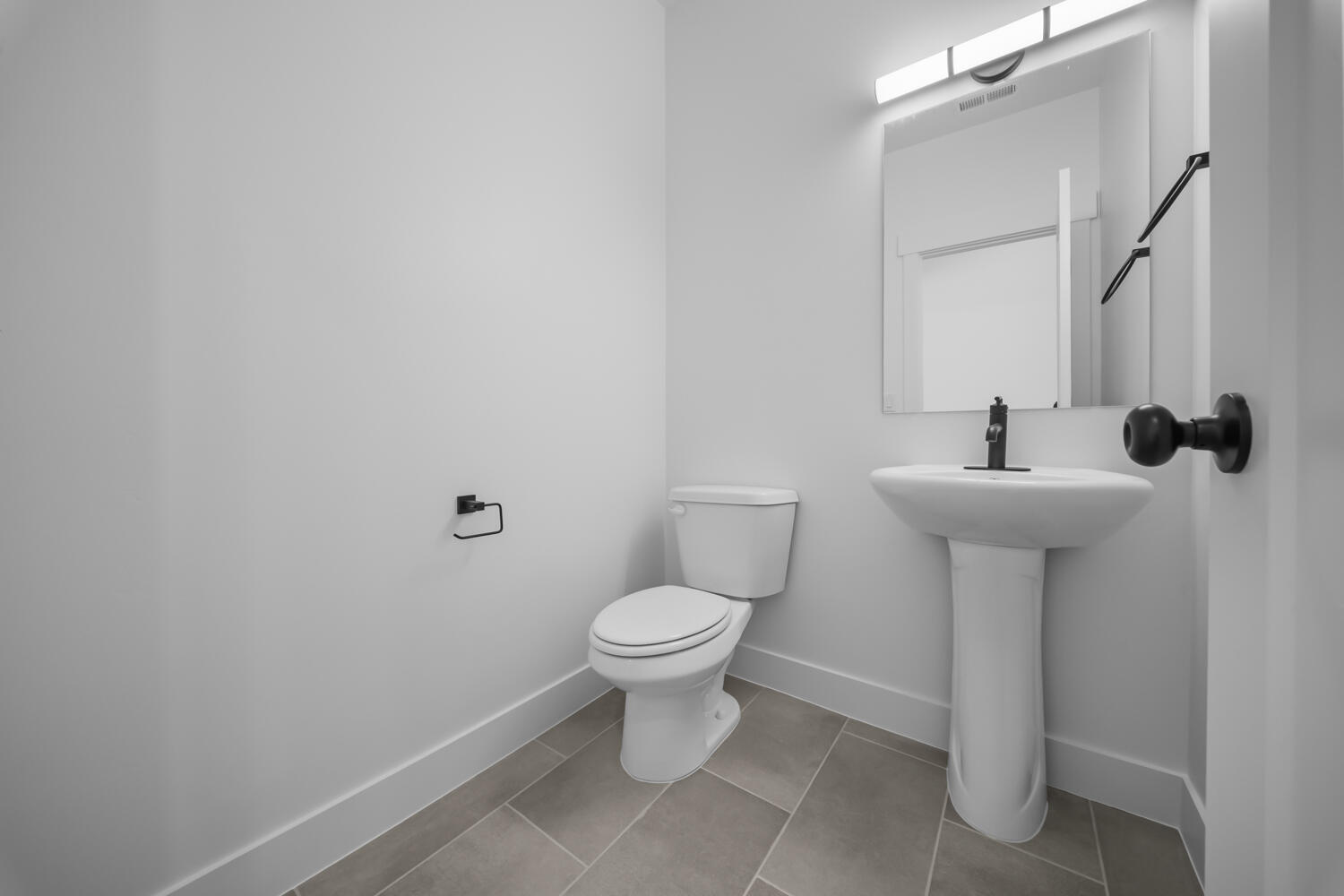 SALARNO HILLS AT DIVARIO - Residential