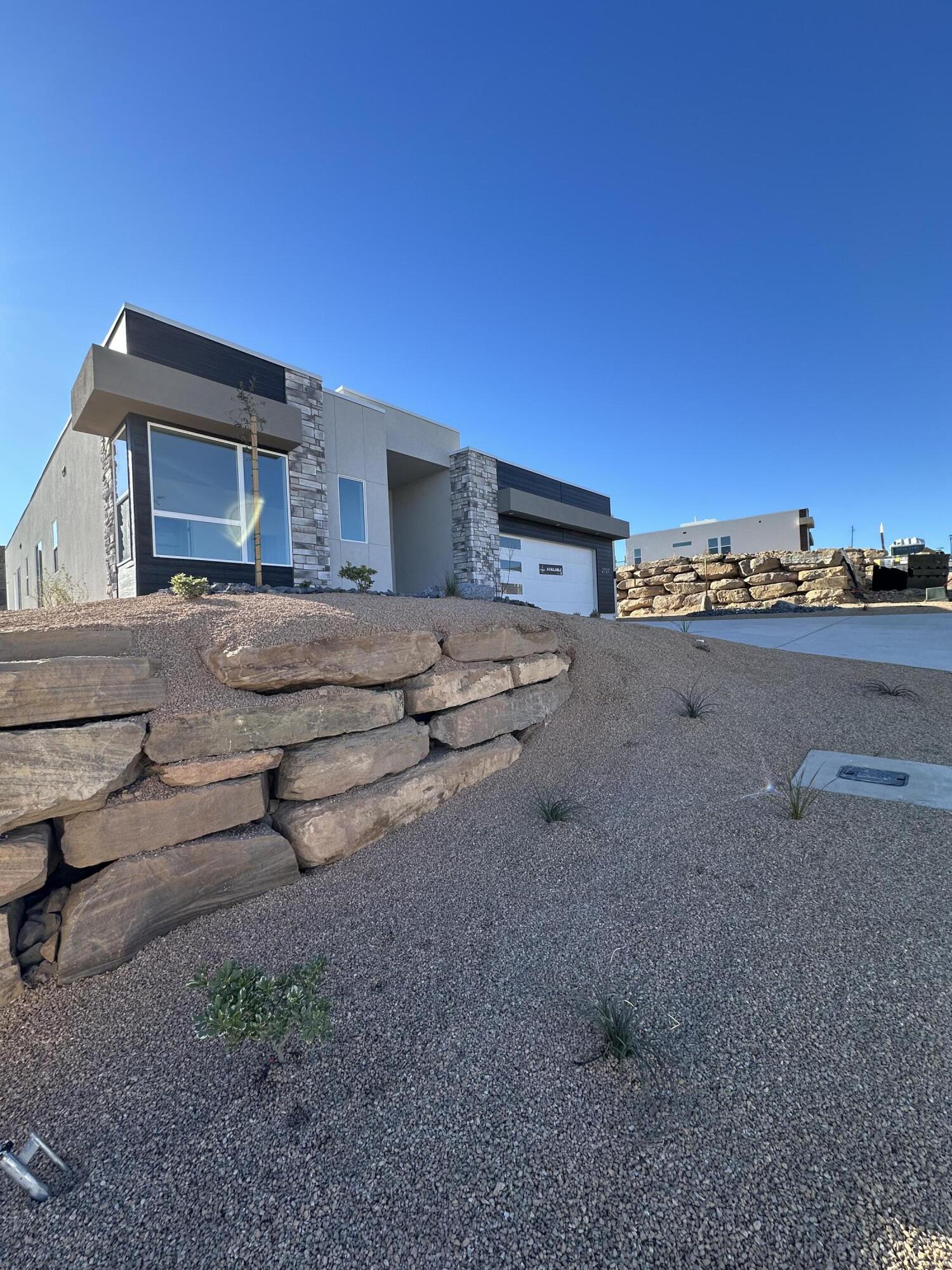 SALARNO HILLS AT DIVARIO - Residential