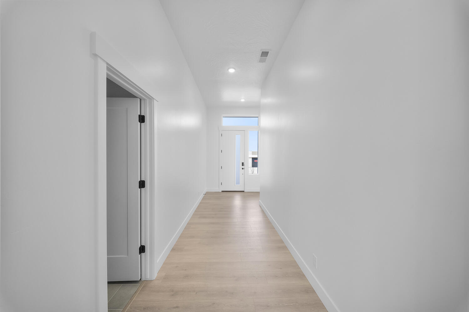 SALARNO HILLS AT DIVARIO - Residential