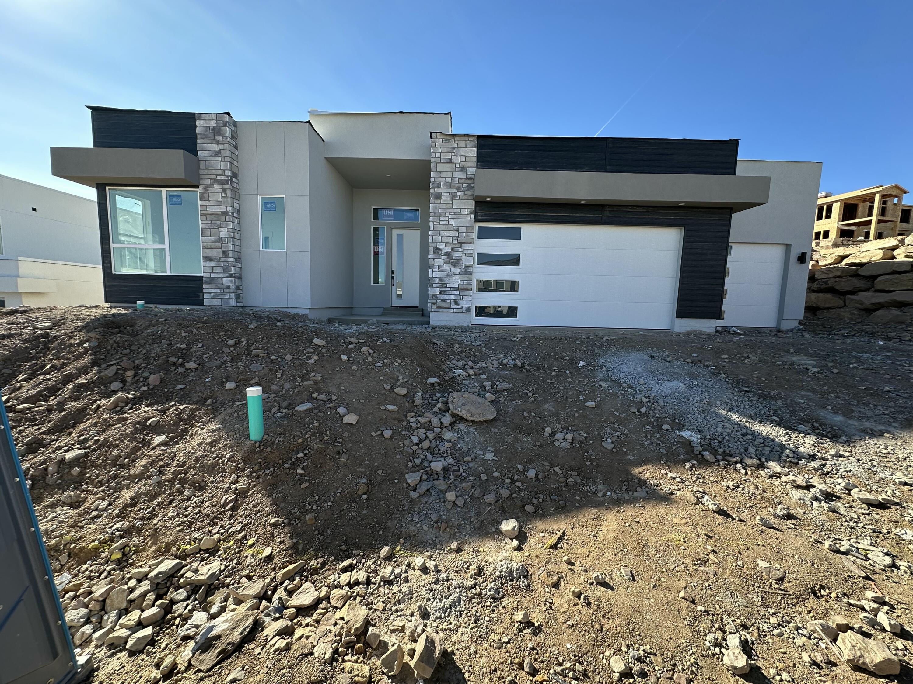 SALARNO HILLS AT DIVARIO - Residential