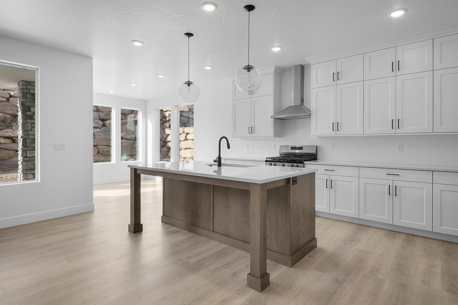 SALARNO HILLS AT DIVARIO - Residential