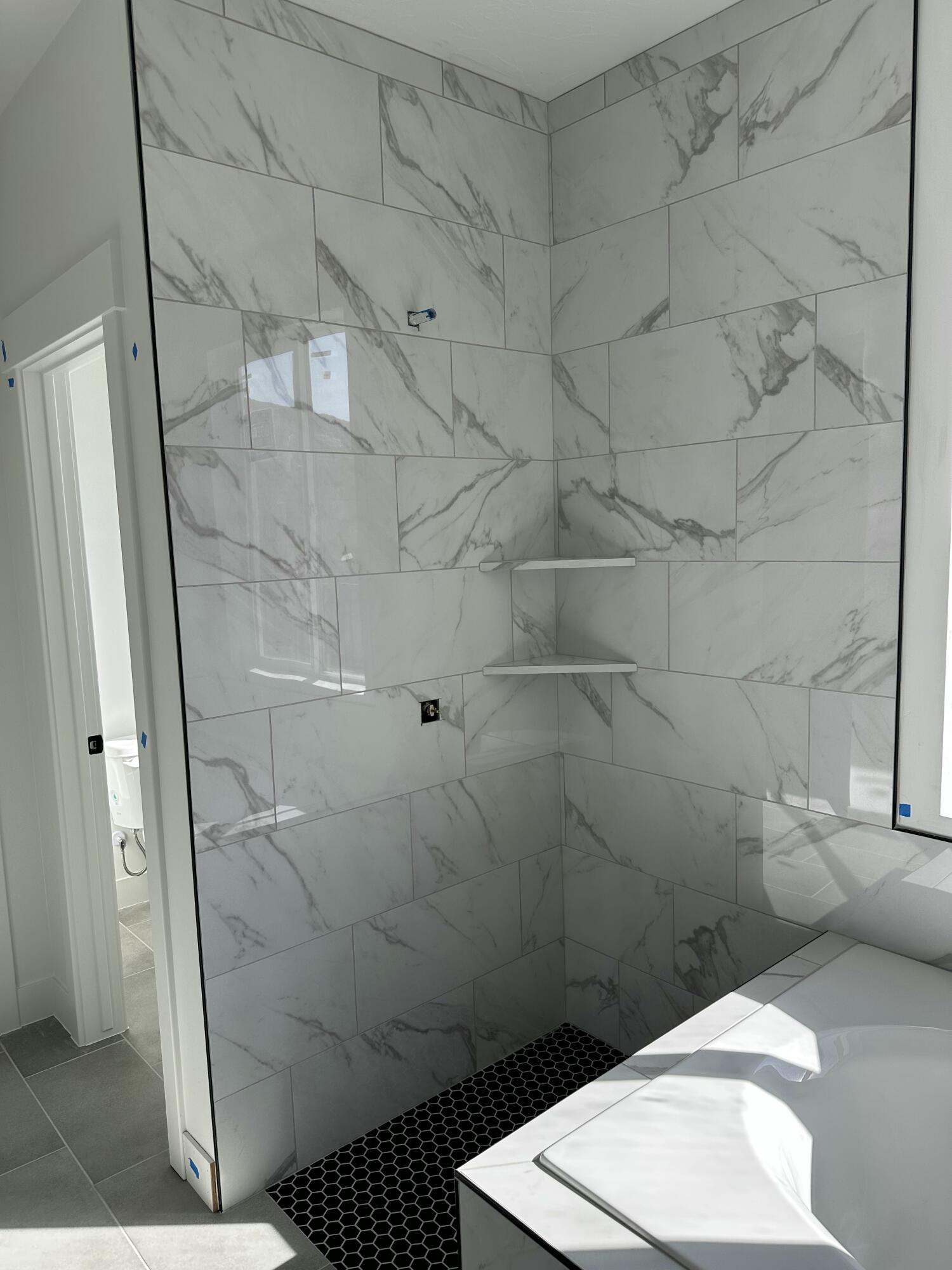 SALARNO HILLS AT DIVARIO - Residential