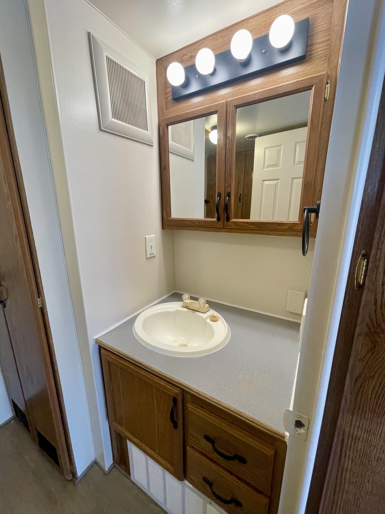 CHEROKEE SPRINGS RV PARK - Residential