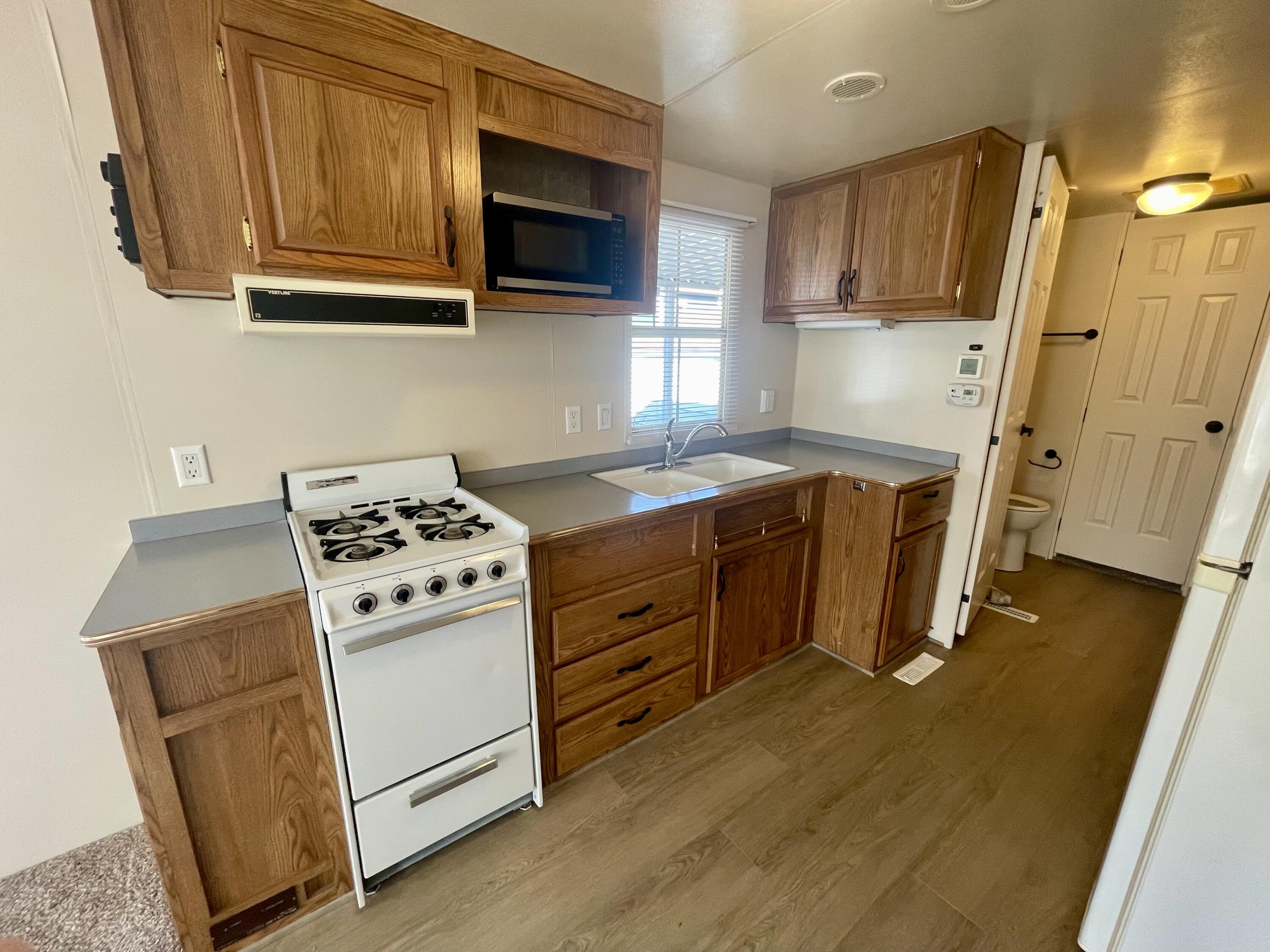 CHEROKEE SPRINGS RV PARK - Residential