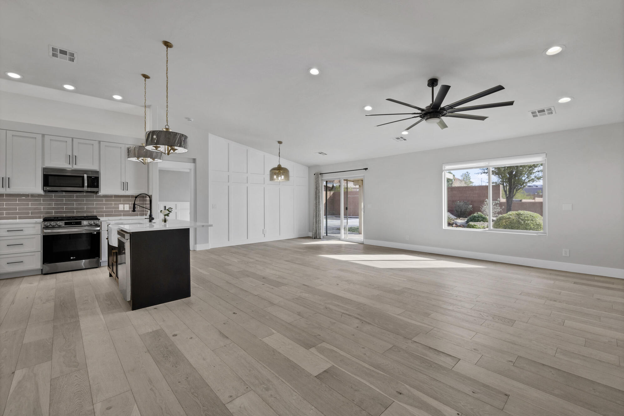 QUAIL COVE - Residential