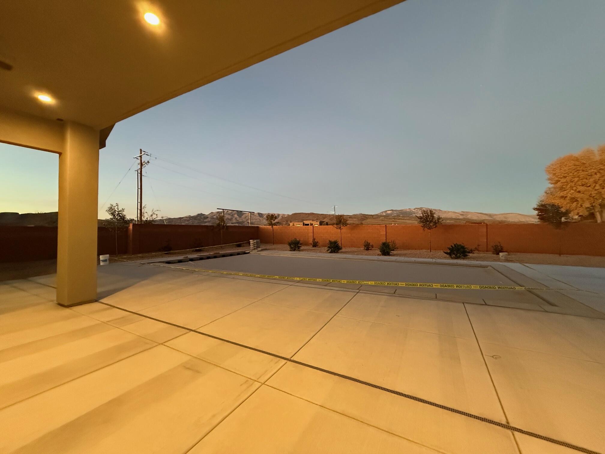 ONYX CANYON - Residential