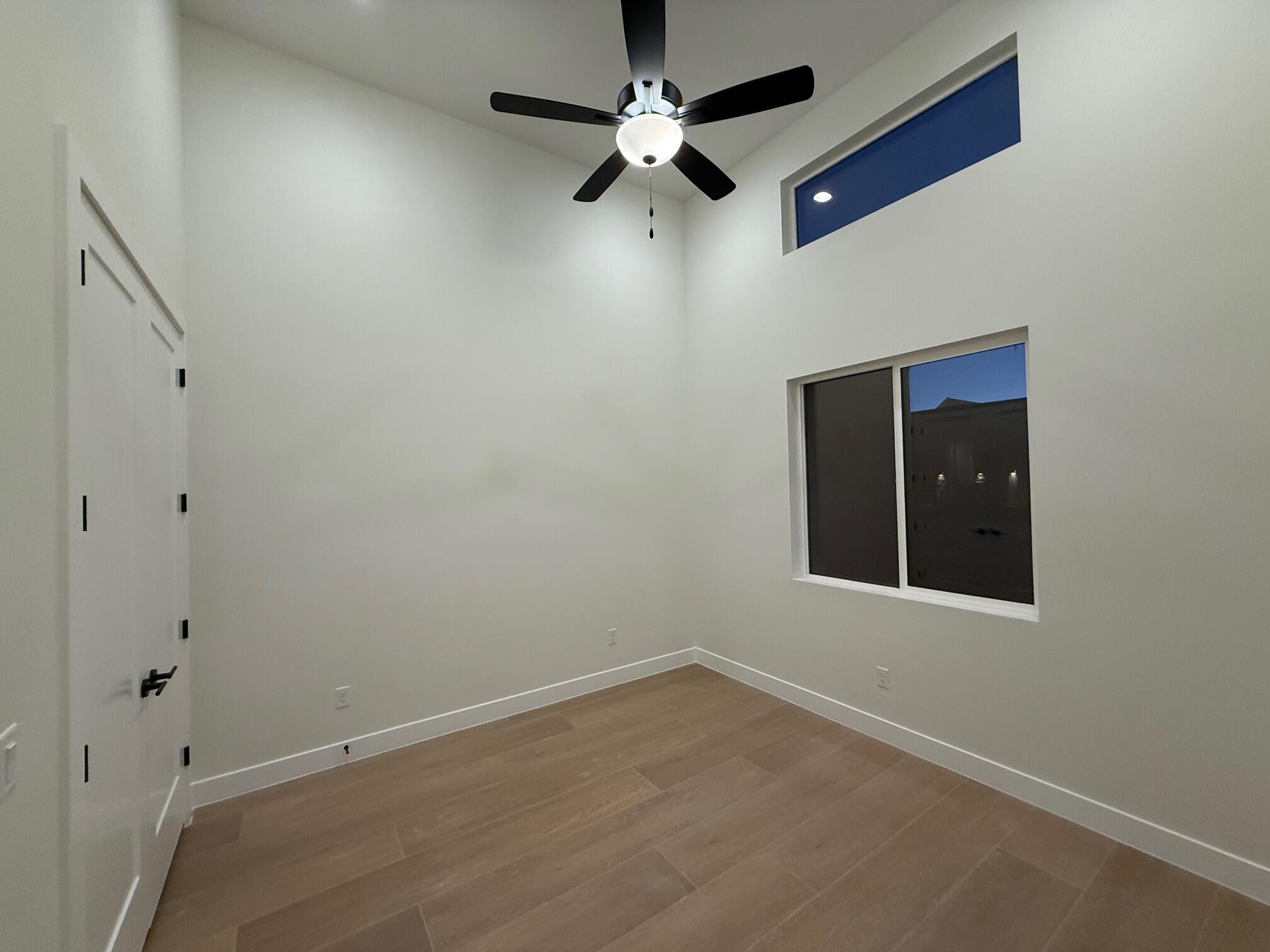 ONYX CANYON - Residential