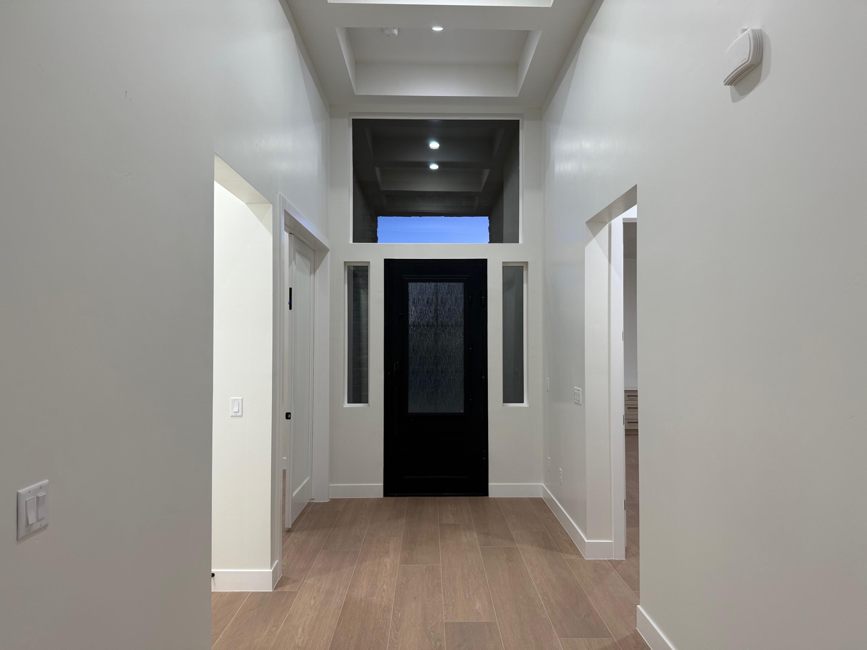 ONYX CANYON - Residential